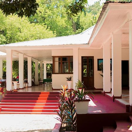 Le Grand Hotel Beck Cap-Haïtien Extérieur photo